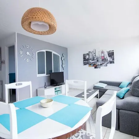 Bonito Apartamento De Dos Dormitorios