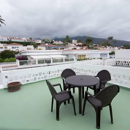 Bonito Apartamento De Dos Dormitorios